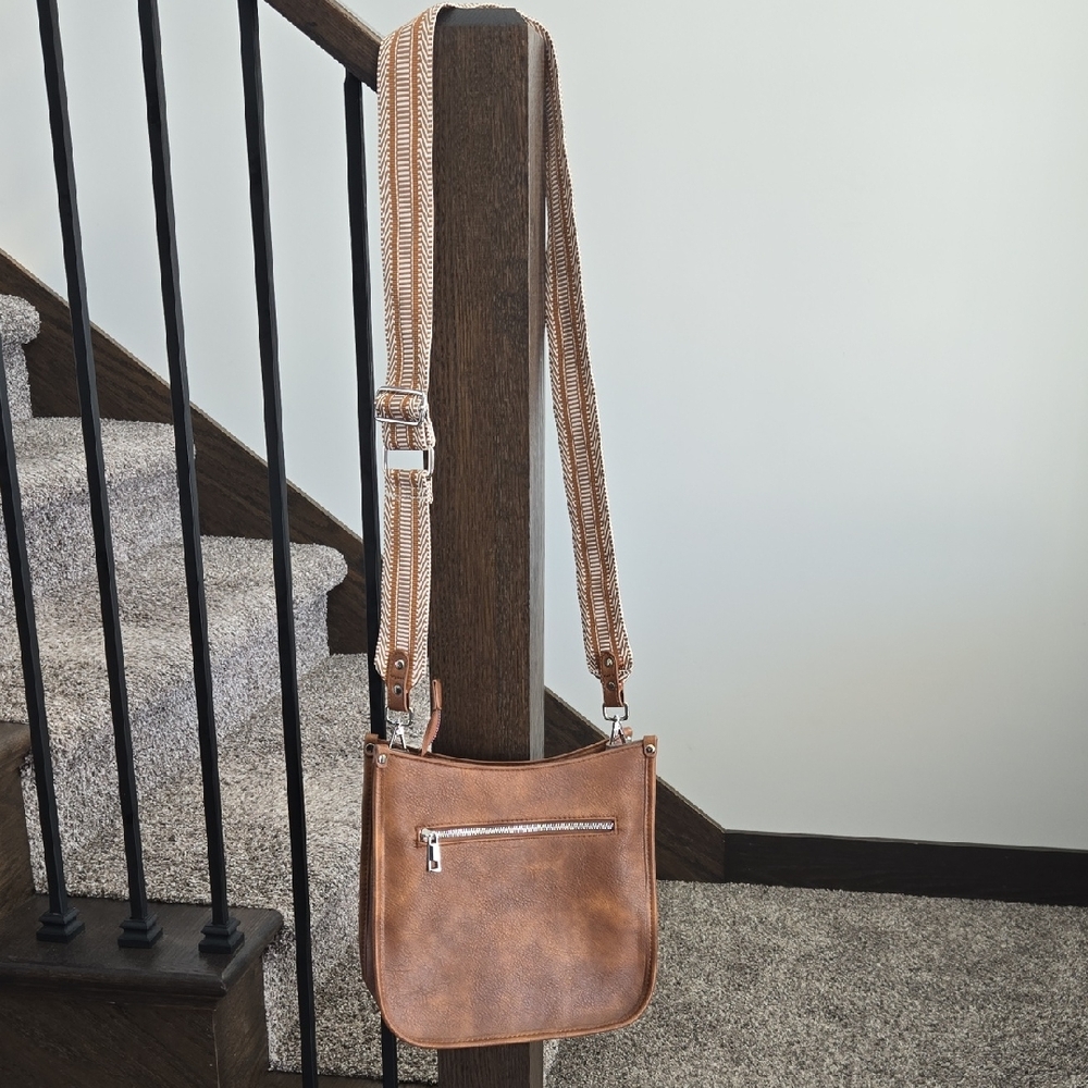 Amazon Guitar Strap Brown Crossbody Bag